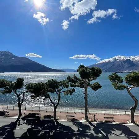 Front 2-bedroom Flat - 6 Persons Apartment *